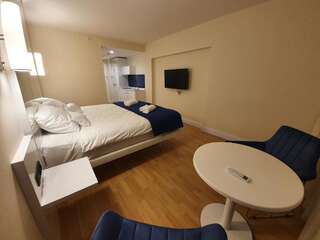 Апарт-отели Batumi Orbi City Beach Studio Apartment Батуми Апартаменты с видом на море-4