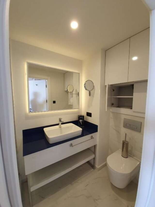 Апарт-отели Batumi Orbi City Beach Studio Apartment Батуми-18